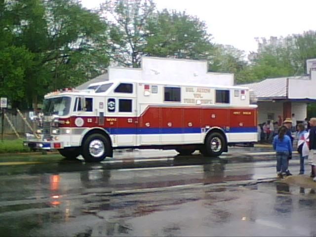 S-10
SMVFA Convention & Parade 05/03/09
C-10 was awarded Third Best Appearing Company out of Association (2 pieces or more)
